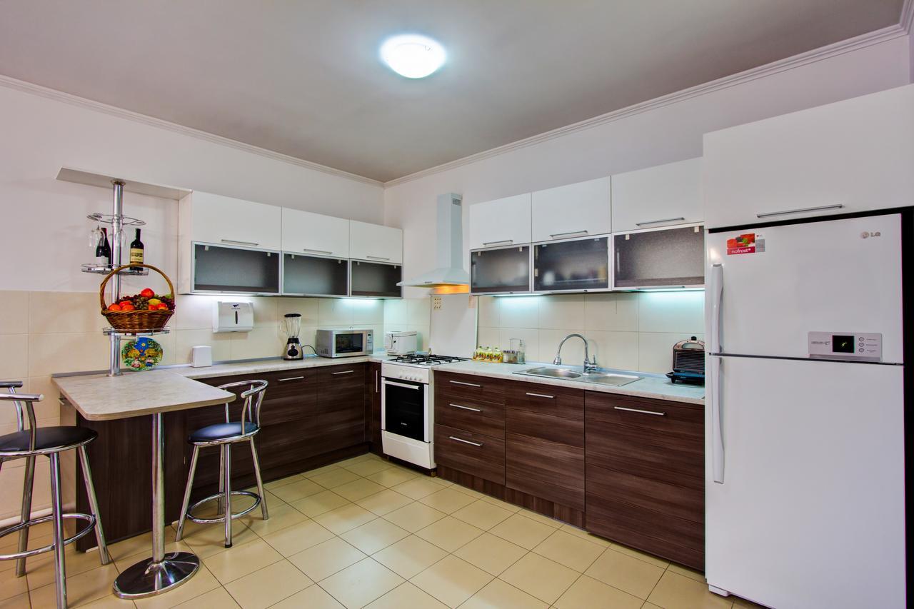 Centre Hostel 比什凯克 外观 照片