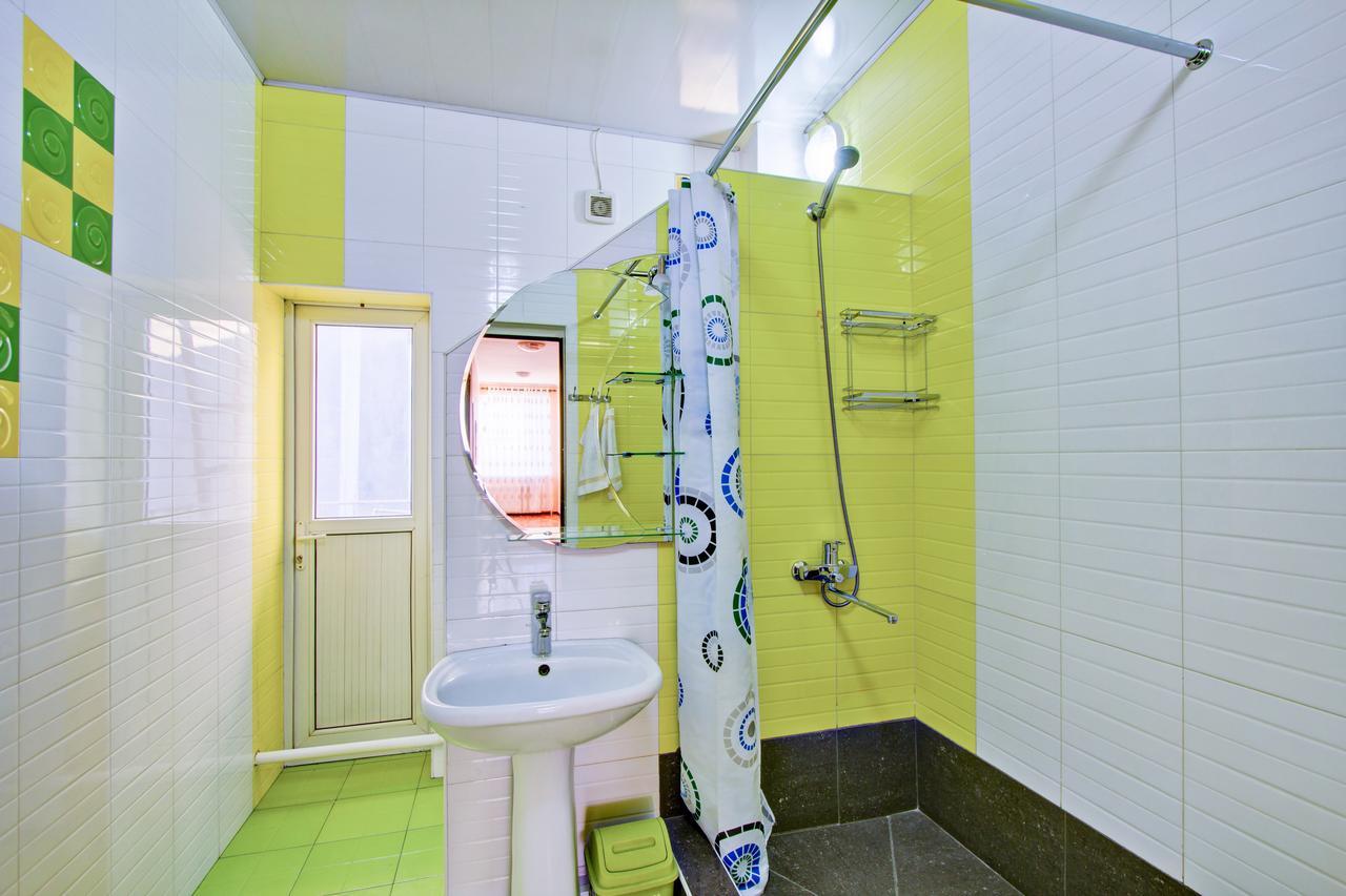 Centre Hostel 比什凯克 外观 照片